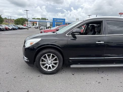 Used 2017 Buick Enclave Leather AWD/4WD image 11
