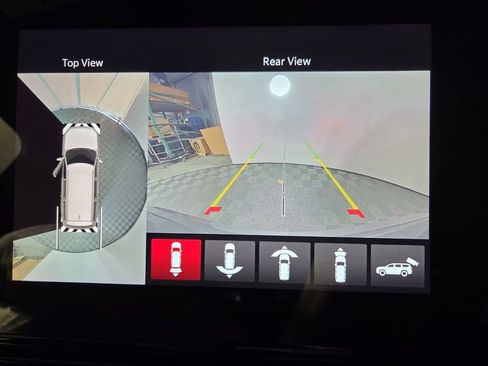 Certified 2024 Jeep Wagoneer Series II w/ Convenience Group I image 14