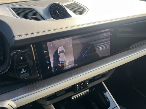 Certified 2025 Porsche Cayenne S image 47