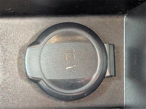 Certified 2022 Volkswagen Tiguan SE R-Line image 20