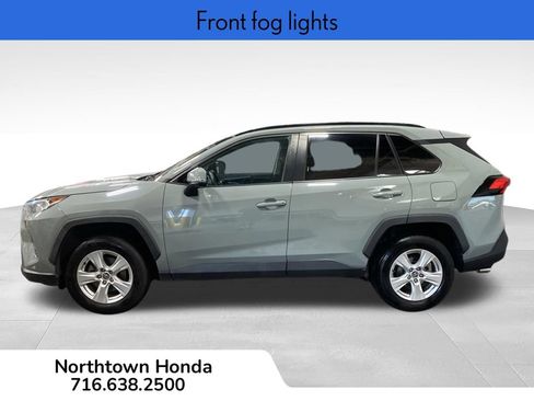 Used 2021 Toyota RAV4 XLE FWD image 6