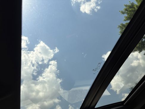 Used 2025 BMW M235i xDrive image 31