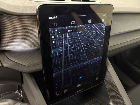 Used 2021 Polestar Polestar 2 image 25