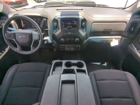 Used 2025 Chevrolet Silverado 1500 Custom Trail Boss AWD/4WD image 17