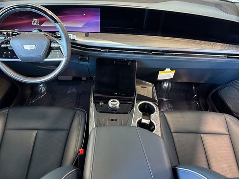 Used 2025 Cadillac Escalade IQ Sport 2 image 14