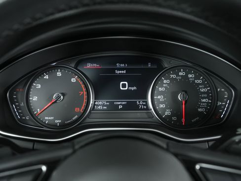 Used 2022 Audi A4 2.0T Premium w/ Convenience Package image 25