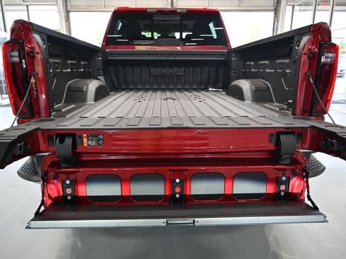 New 2026 GMC Sierra 2500 SLT w/ SLT Premium Package AWD/4WD image 9