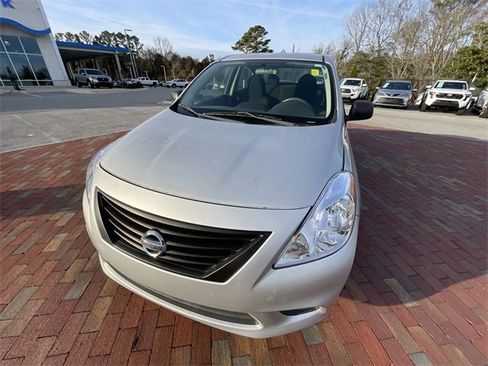 Used 2014 Nissan Versa S Plus image 8