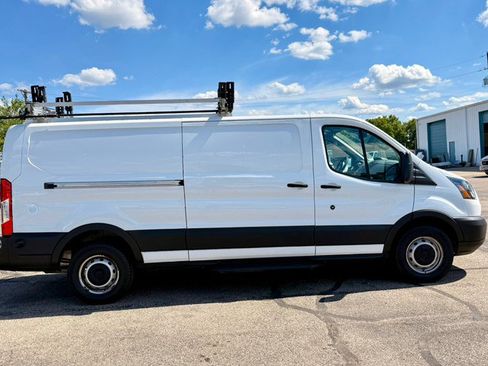 Used 2019 Ford Transit 250 148 Low Roof RWD image 3