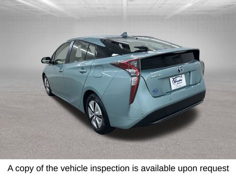 Used 2017 Toyota Prius Three image 10