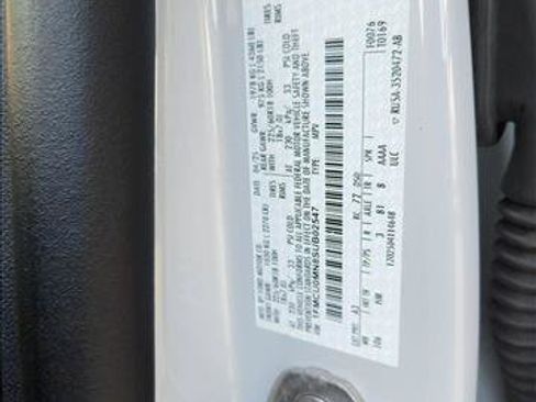 Used 2025 Ford Escape ST-Line FWD image 18