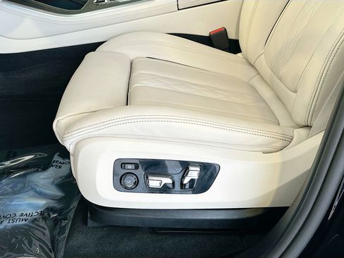 Used 2026 BMW X5 sDrive40i w/ M Sport Package RWD image 18