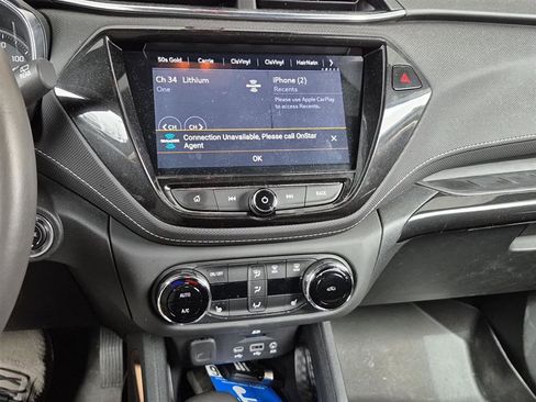 Used 2022 Chevrolet TrailBlazer ACTIV w/ Technology Package image 2