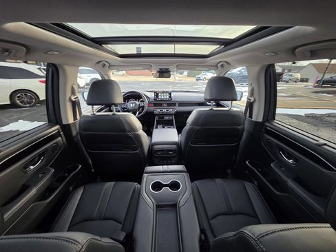 Used 2024 Honda Pilot Touring image 21