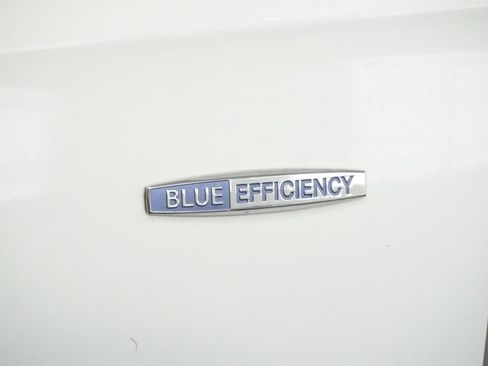 Used 2012 Mercedes-Benz E 350 4MATIC Sedan image 30