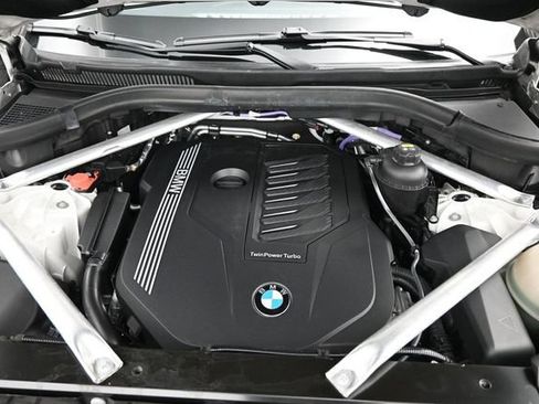 Used 2021 BMW X5 xDrive40i w/ Convenience Package AWD/4WD image 19