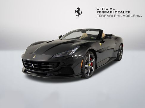 Certified 2022 Ferrari Portofino M image 23
