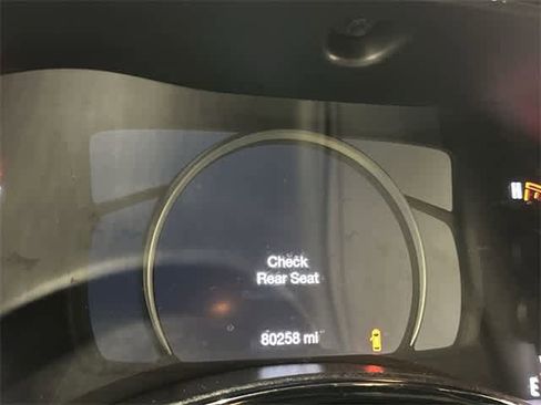 Used 2023 Dodge Durango SXT image 16