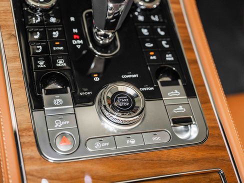 New 2024 Bentley Continental GT V8 image 36