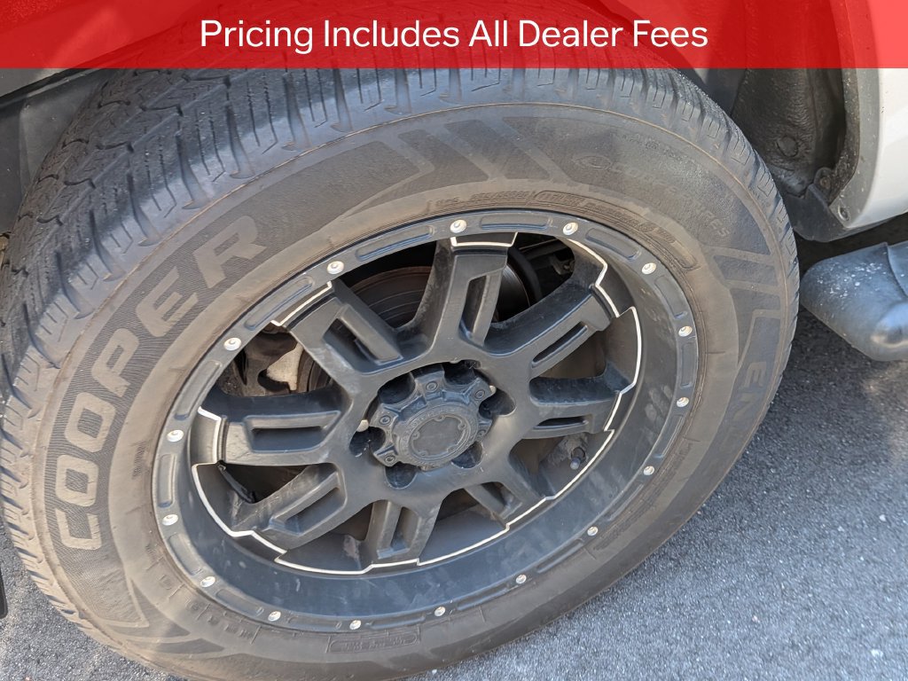 Used 2016 Toyota 4Runner SR5 RWD image 9
