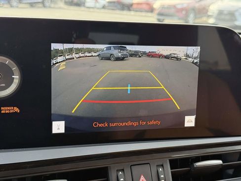 Used 2023 Lexus ES 350 Premium image 11