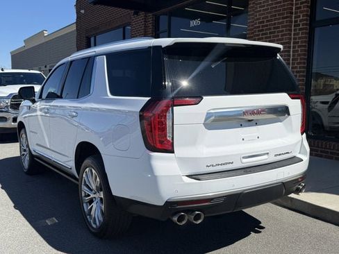 Used 2022 GMC Yukon Denali AWD/4WD image 4