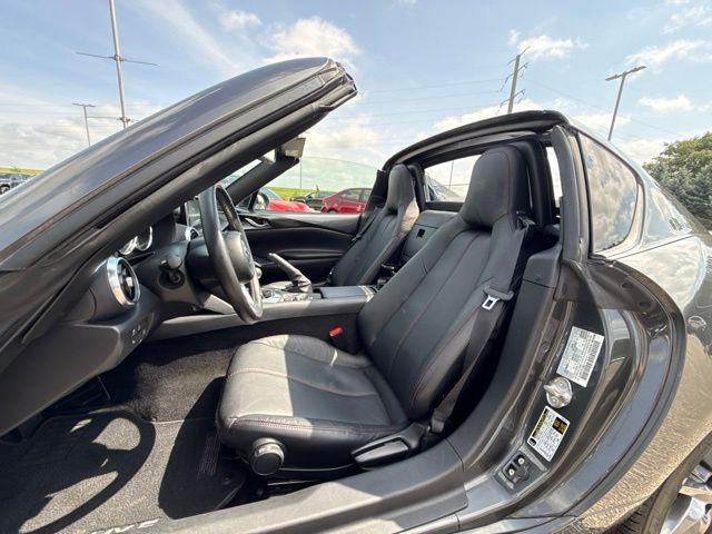 Used 2017 MAZDA MX-5 Miata RF Grand Touring RWD image 15