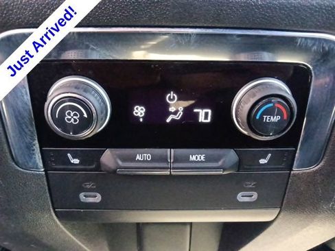 Used 2024 Chevrolet Tahoe Z71 w/ Luxury Package AWD/4WD image 28
