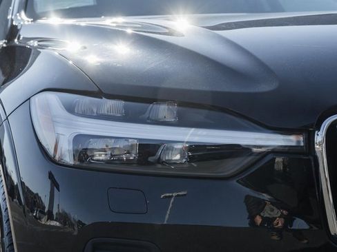 Certified 2023 Volvo XC60 B6 Ultimate w/ Protection Package Premier image 13