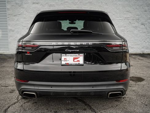 Used 2023 Porsche Cayenne AWD/4WD image 13