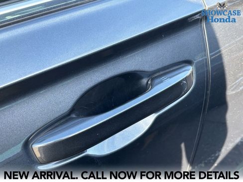 Used 2023 Honda CR-V EX-L image 10