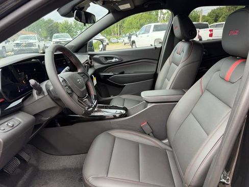 New 2026 Chevrolet Trax RS w/ Driver Confidence Package FWD image 19