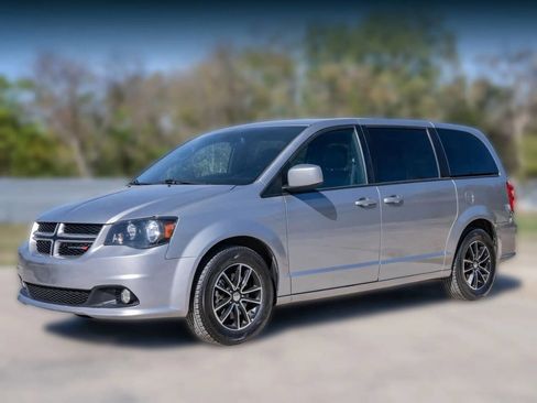 Used 2019 Dodge Grand Caravan GT image 1