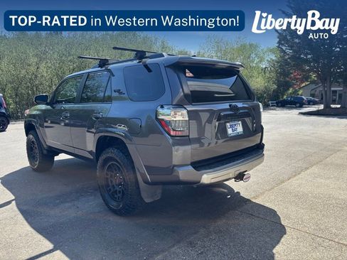 Used 2019 Toyota 4Runner TRD Off-Road Premium AWD/4WD image 4