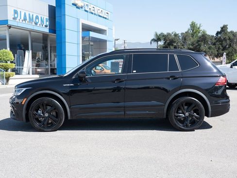 Used 2023 Volkswagen Tiguan SE R-Line FWD image 7