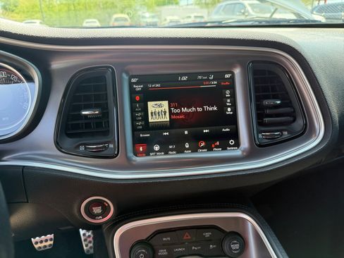Used 2019 Dodge Challenger R/T Scat Pack RWD image 22