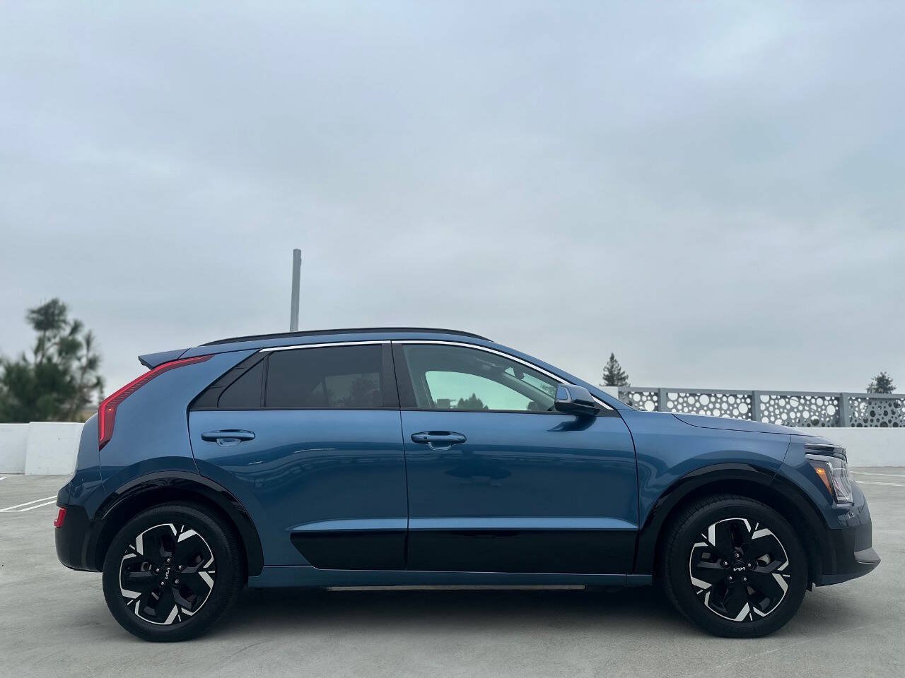 Used 2023 Kia Niro Wind FWD image 9