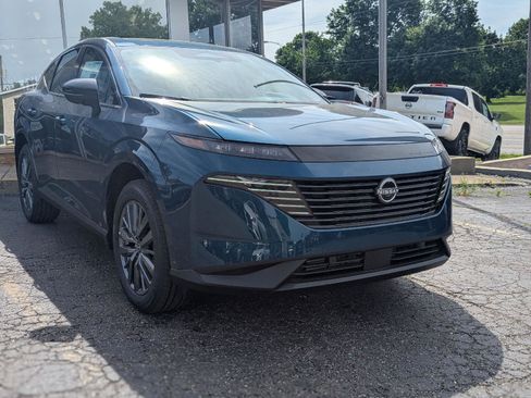 New 2026 Nissan Murano SL AWD/4WD image 2
