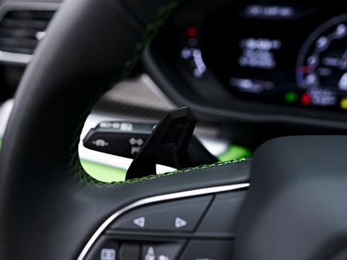 Used 2022 Lamborghini Urus image 65