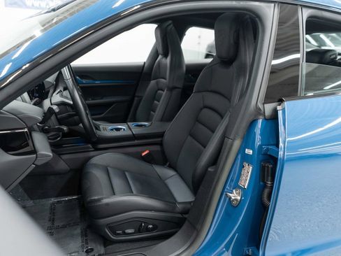 Used 2024 Porsche Taycan w/ Premium Package image 9