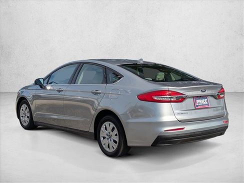 Used 2020 Ford Fusion S image 8