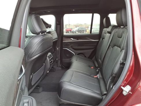 New 2026 Jeep Grand Cherokee Limited AWD/4WD image 27
