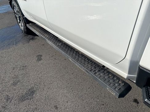 Used 2023 Chevrolet Silverado 2500 Custom w/ Infotainment Package image 17