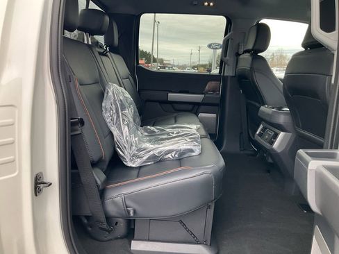 New 2026 Ford F250 Lariat w/ Black Appearance Package AWD/4WD image 12