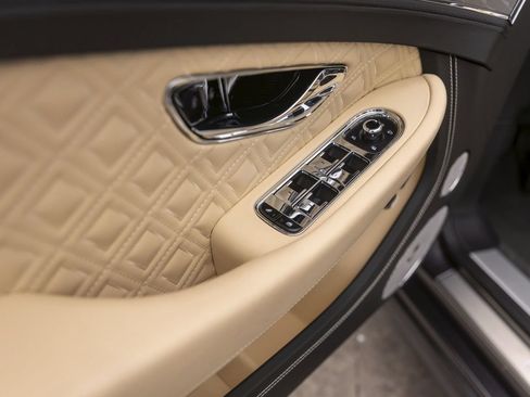 Certified 2024 Bentley Continental GT V8 AWD/4WD image 52