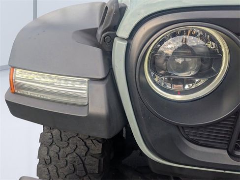 Used 2024 Jeep Wrangler Unlimited Rubicon image 9