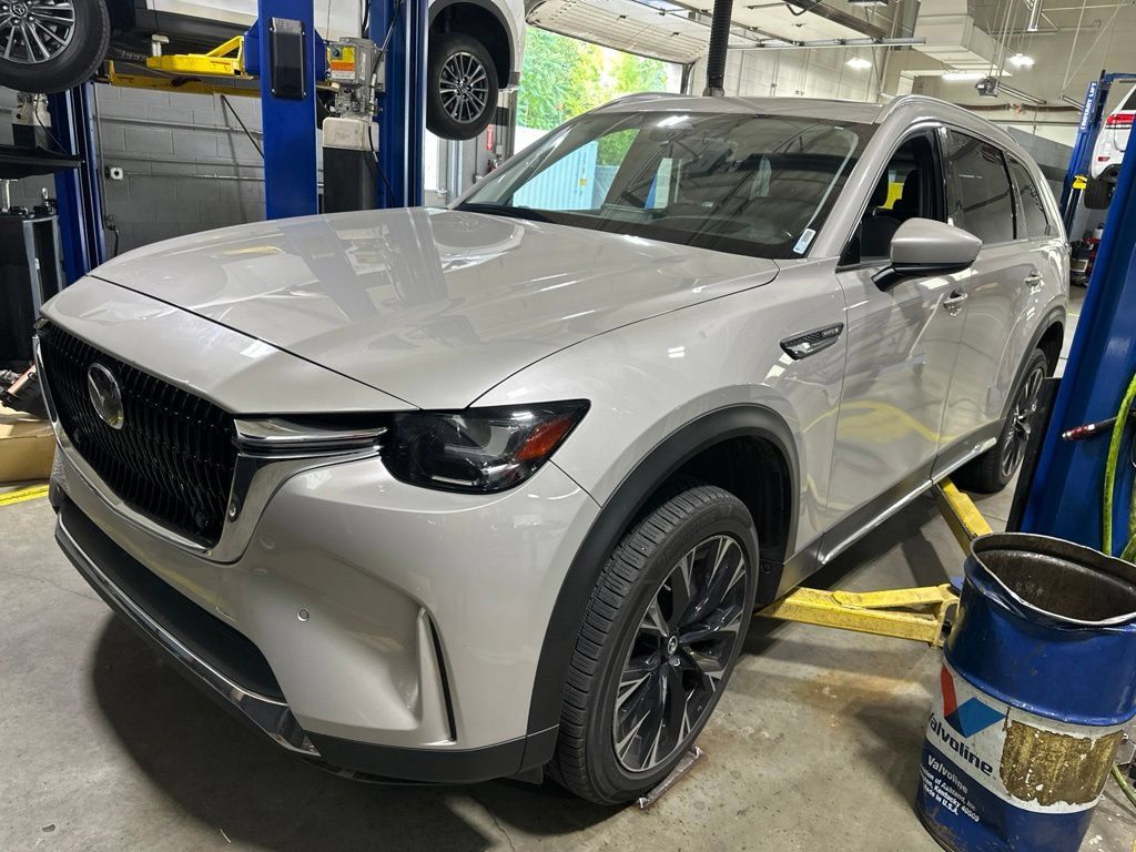 Used 2024 MAZDA CX-90 Plug-In Hybrid w/ Premium Pkg AWD/4WD image 1