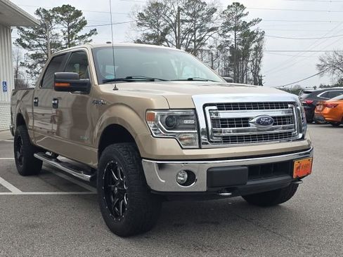 Used 2014 Ford F150 XLT w/ Equipment Group 302A Luxury image 7