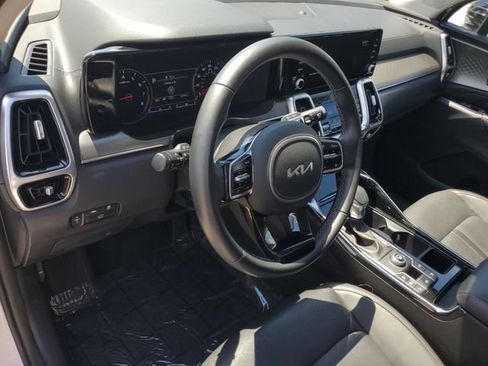 Used 2022 Kia Sorento SX FWD image 16
