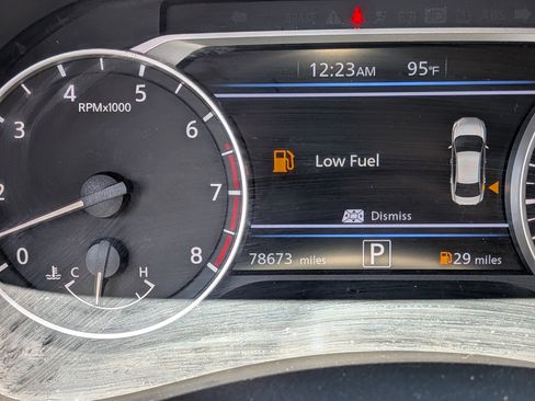 Used 2020 Nissan Sentra SR w/ Trunk Package image 26